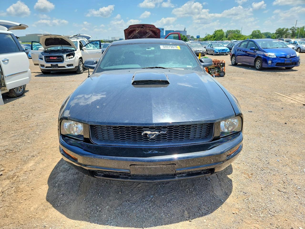 2005 FORD MUSTANG
