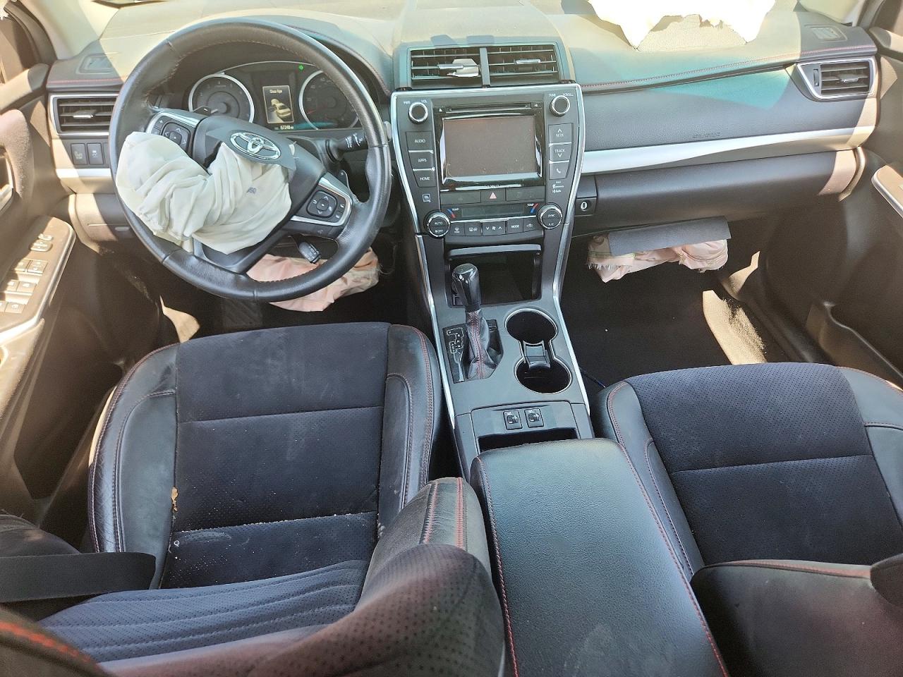 2017 TOYOTA CAMRY