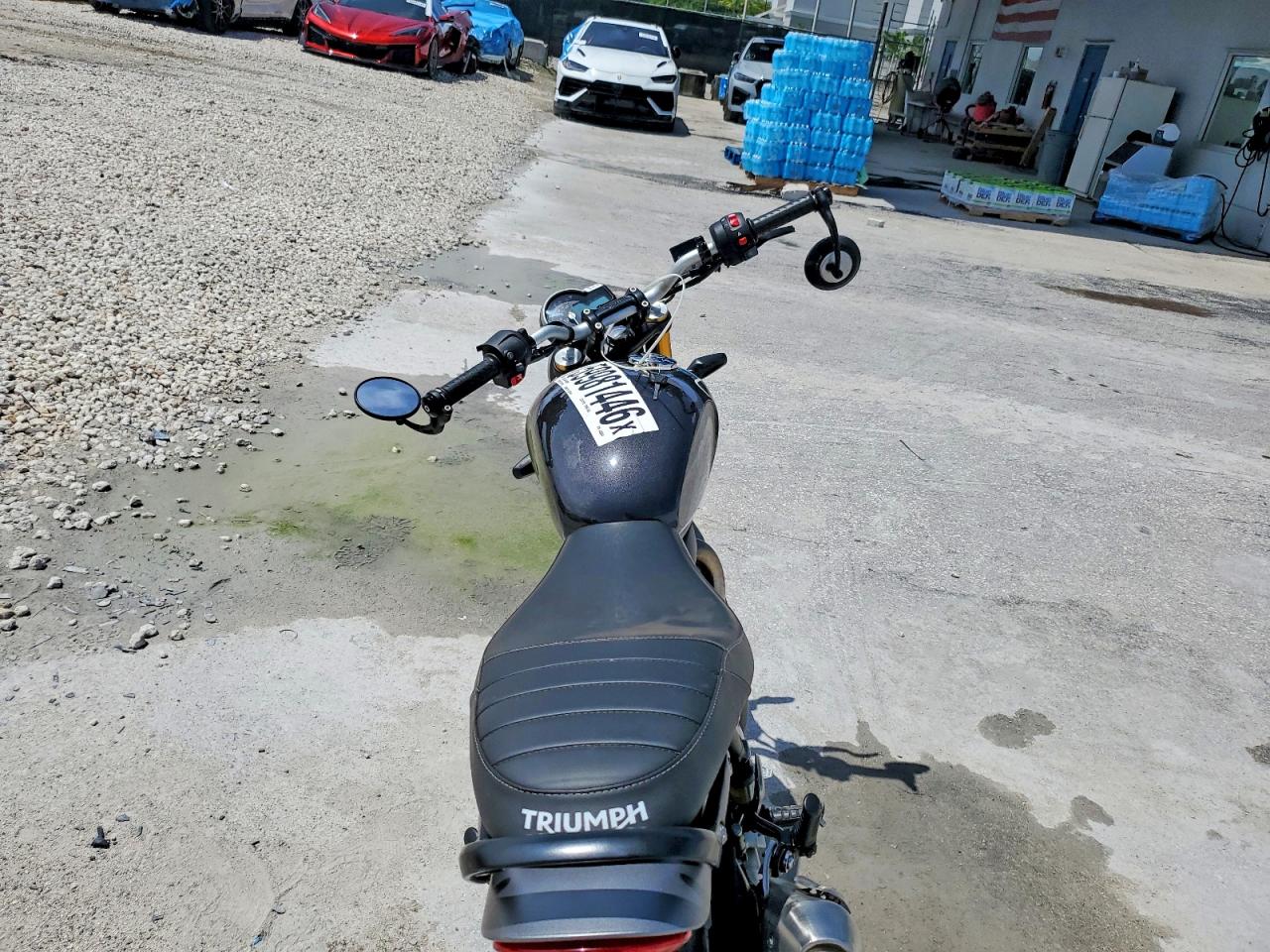 2025 TRIUMPH MOTORCYCLE SPEEDTRIPL