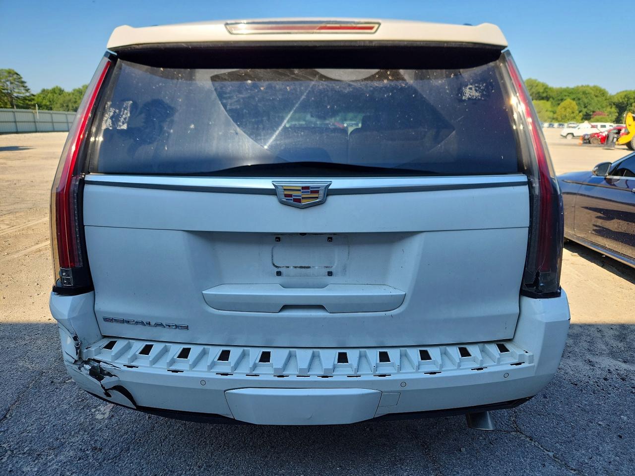 2016 CADILLAC ESCALADE