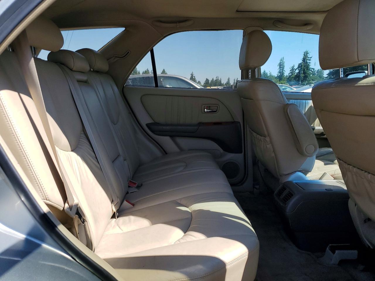 2002 LEXUS RX300