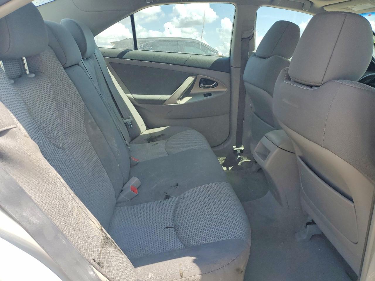2010 TOYOTA CAMRY