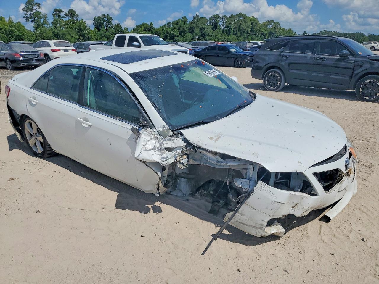 2010 TOYOTA CAMRY