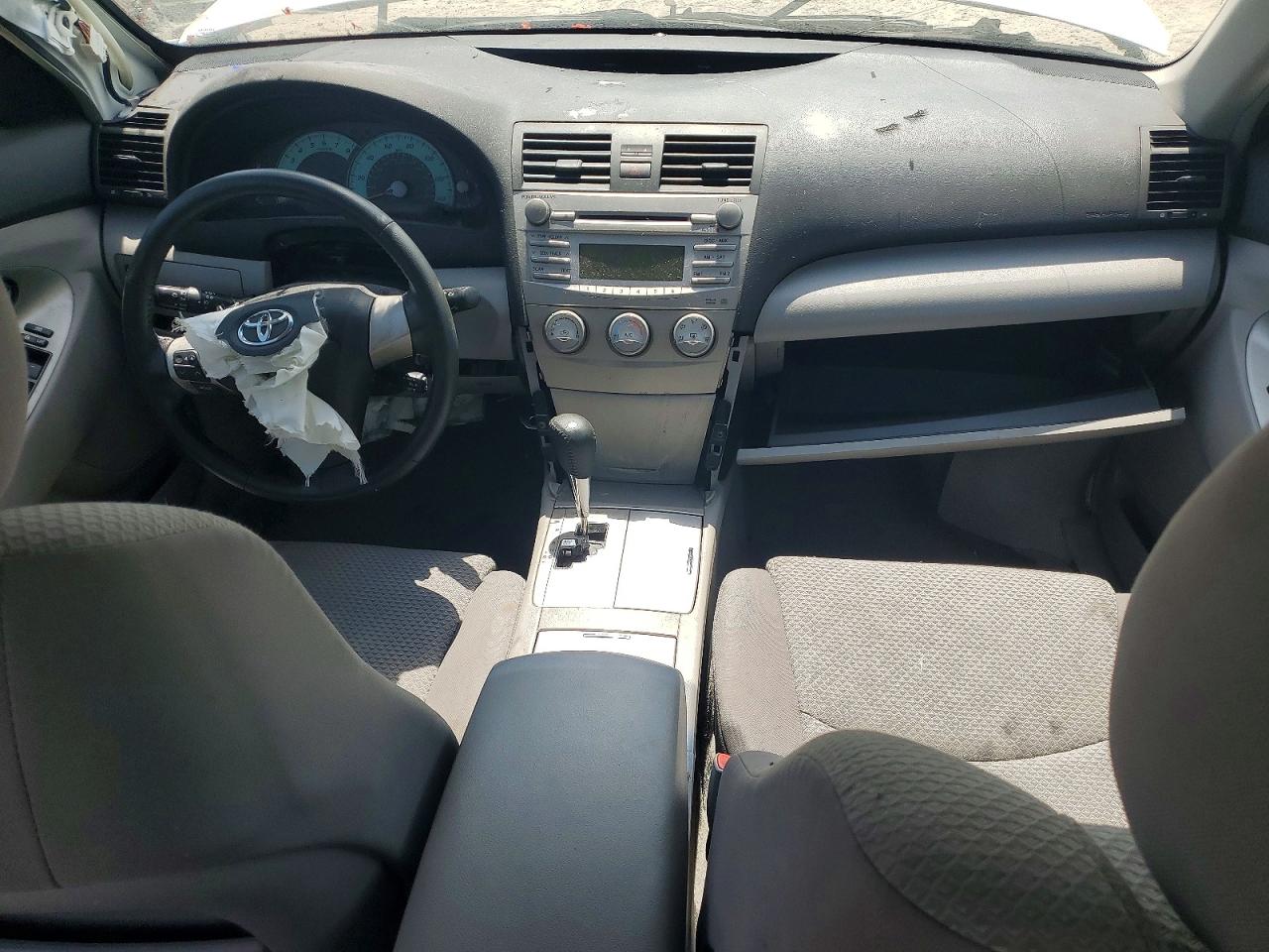 2010 TOYOTA CAMRY