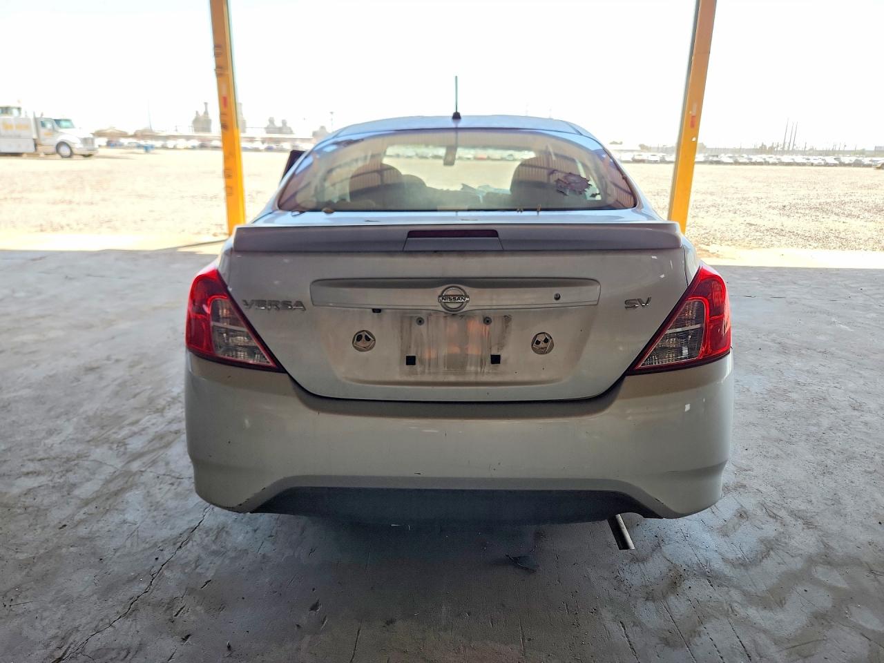 2019 NISSAN VERSA