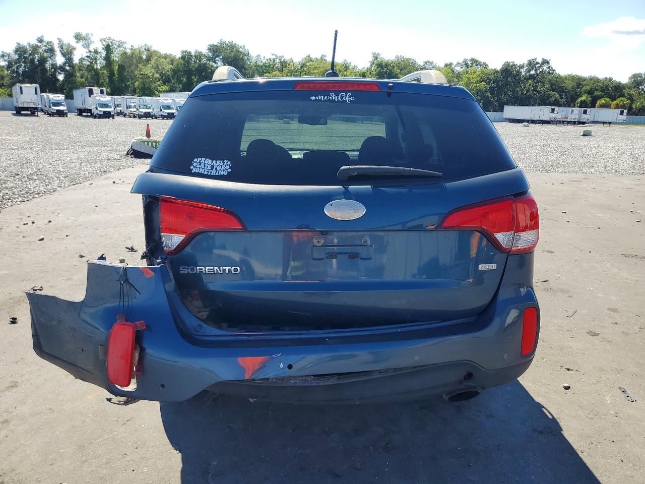 2015 KIA SORENTO