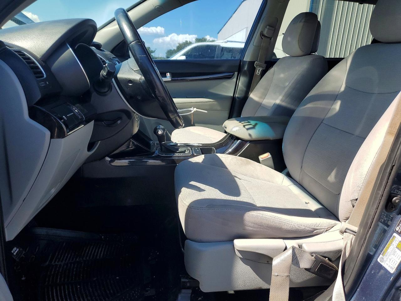 2015 KIA SORENTO