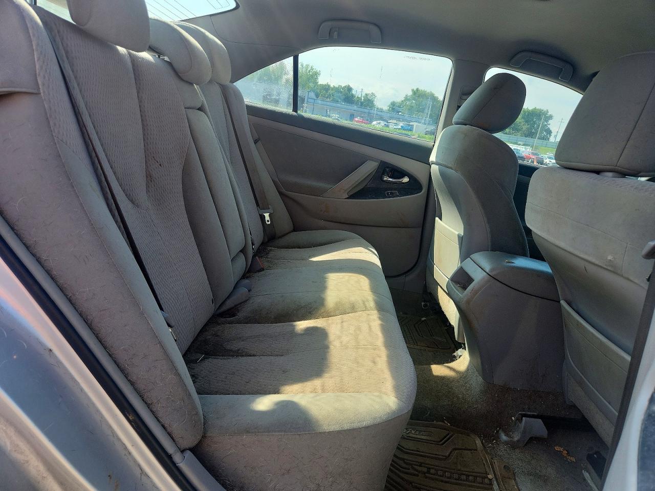 2011 TOYOTA CAMRY
