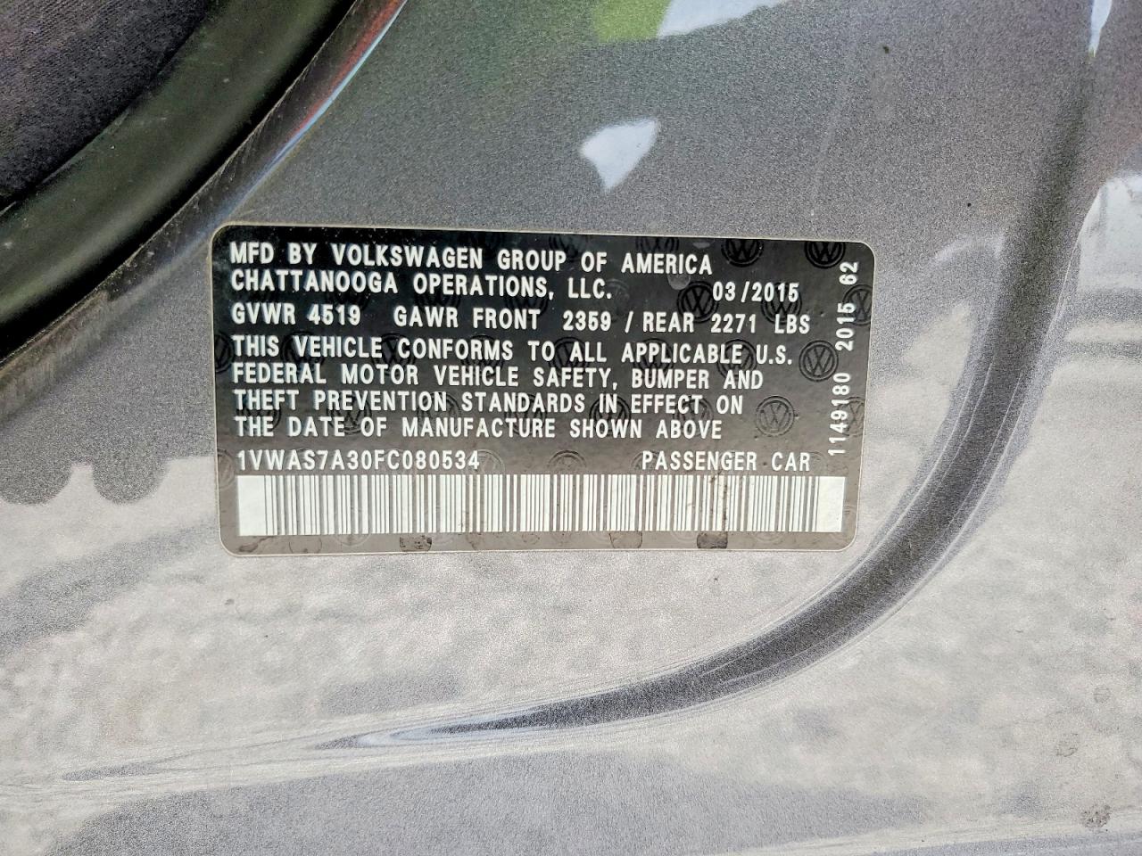 2015 VOLKSWAGEN PASSAT