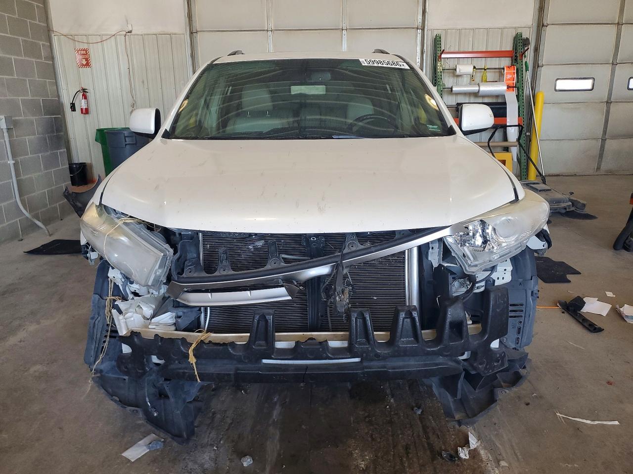 2013 TOYOTA HIGHLANDER