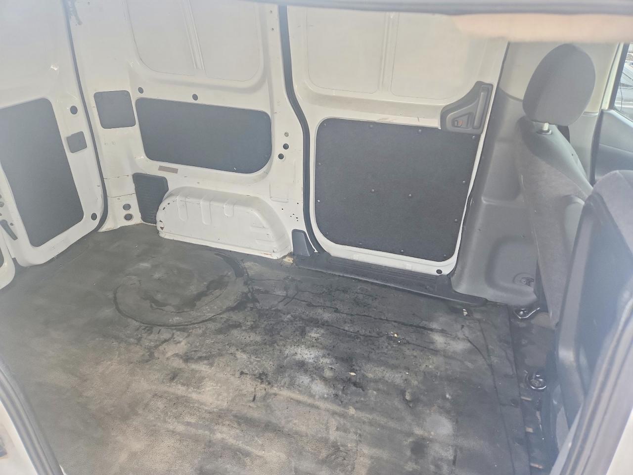 2015 NISSAN NV200 S
