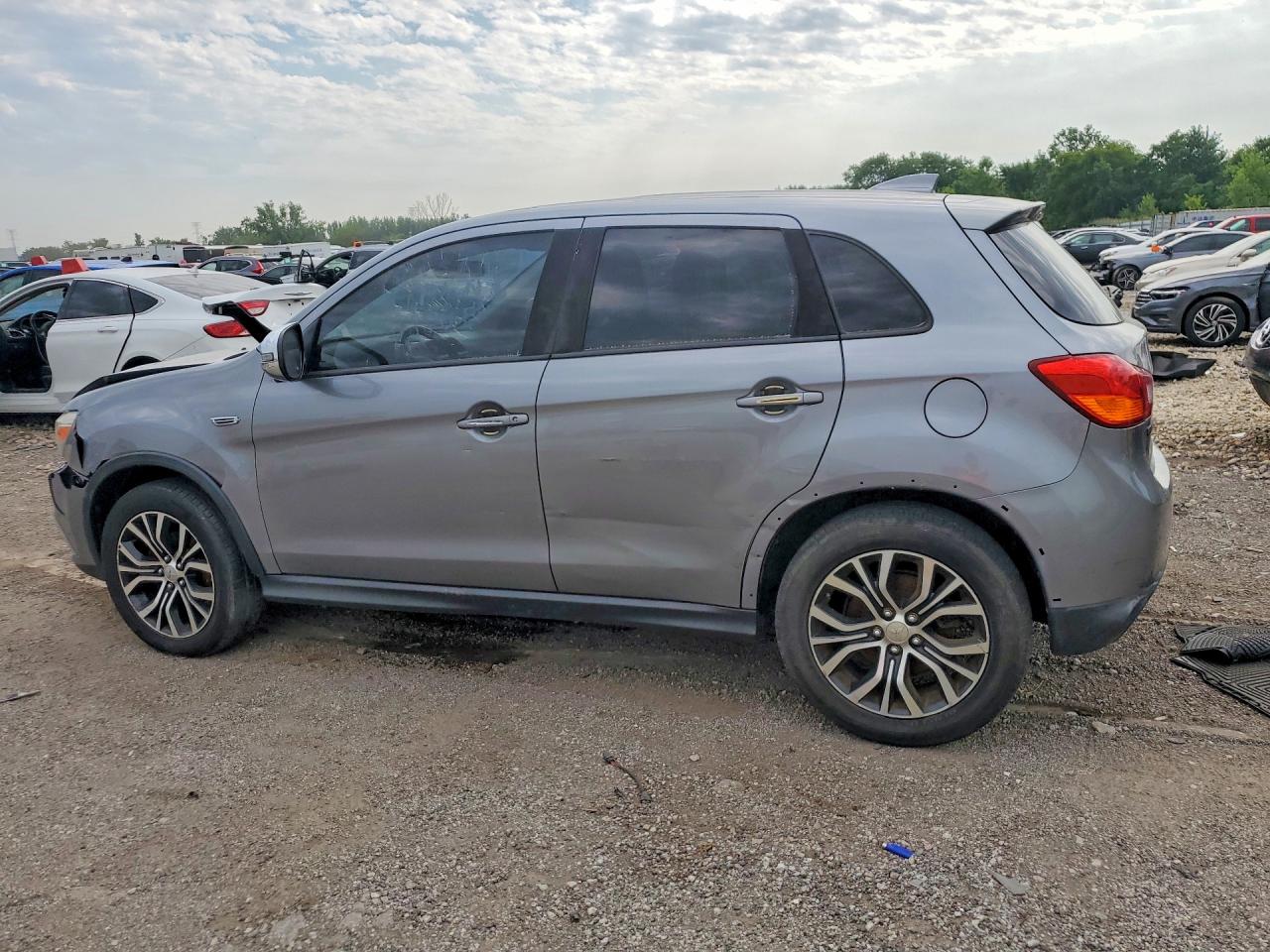 2017 MITSUBISHI OUTLANDER