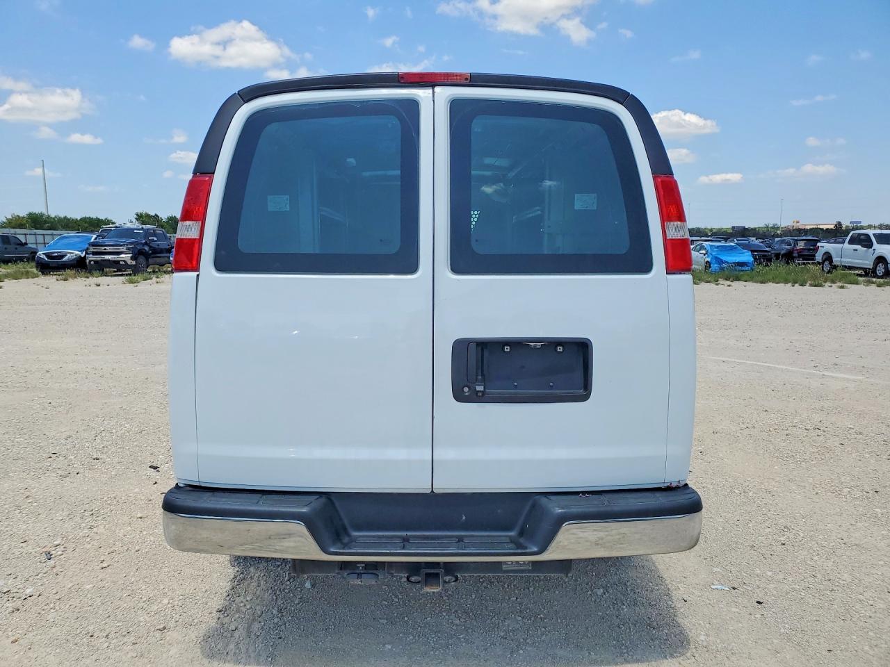 2020 CHEVROLET 2500 EXPRE