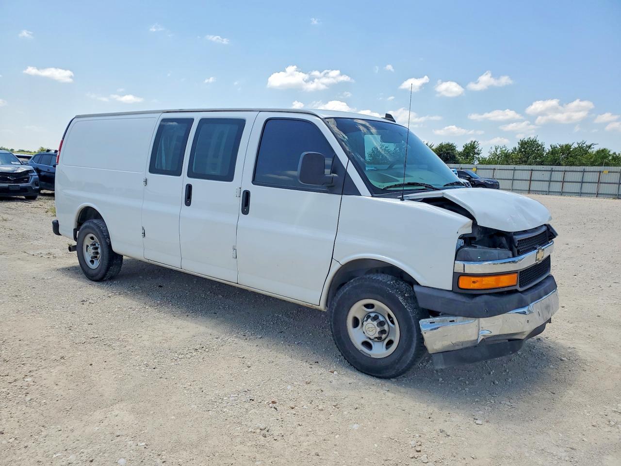 2020 CHEVROLET 2500 EXPRE