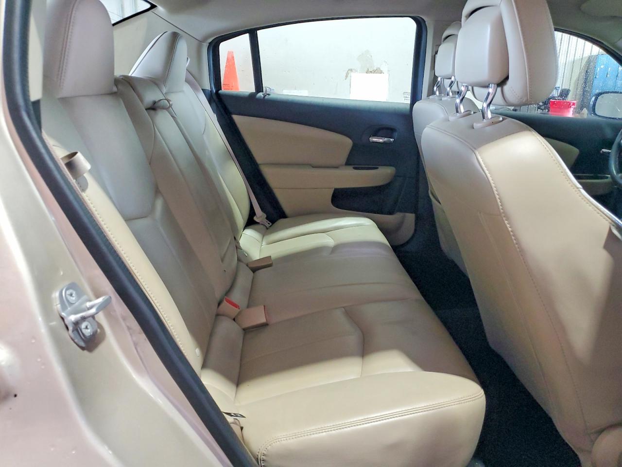 2014 CHRYSLER 200