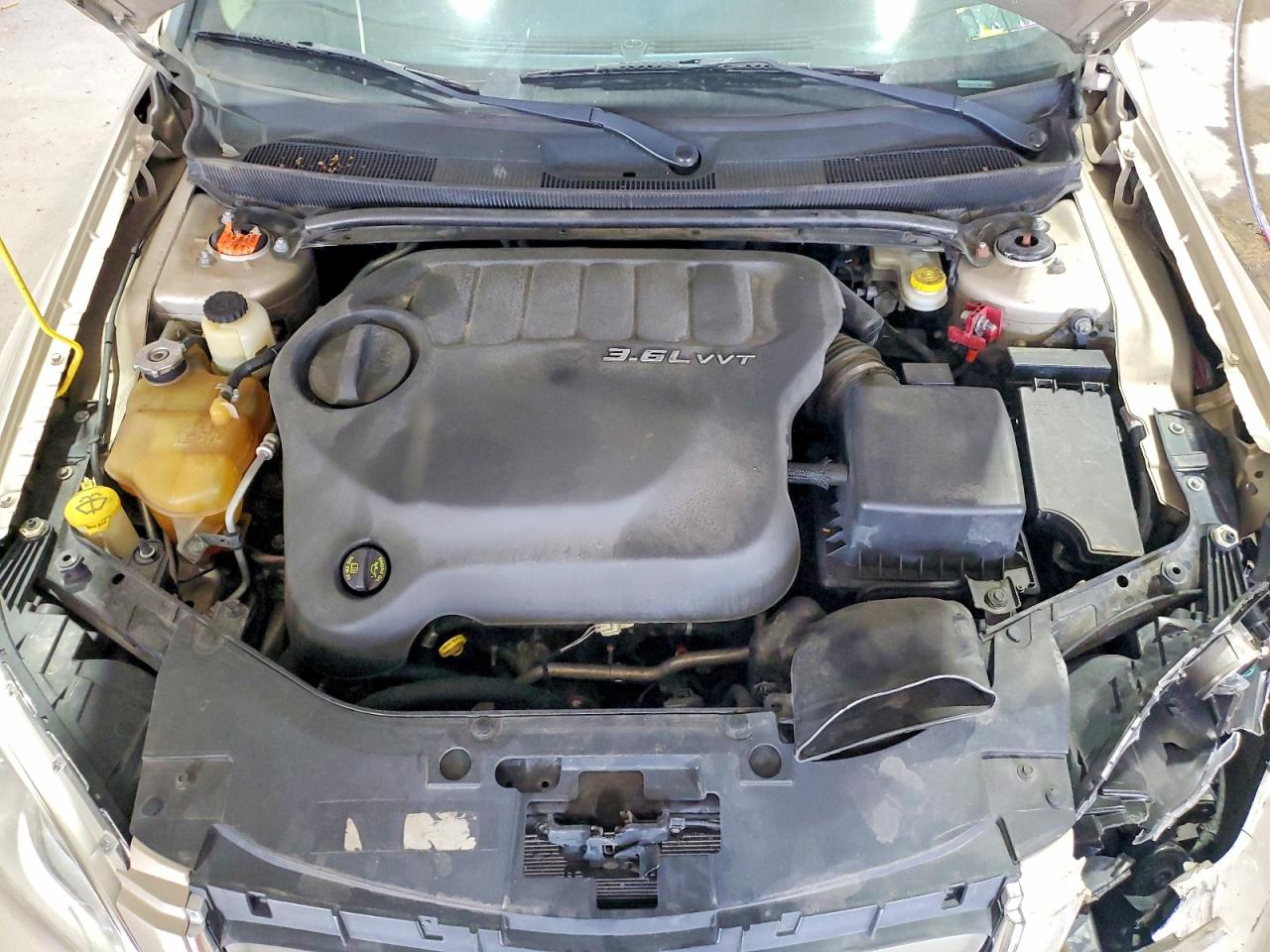 2014 CHRYSLER 200