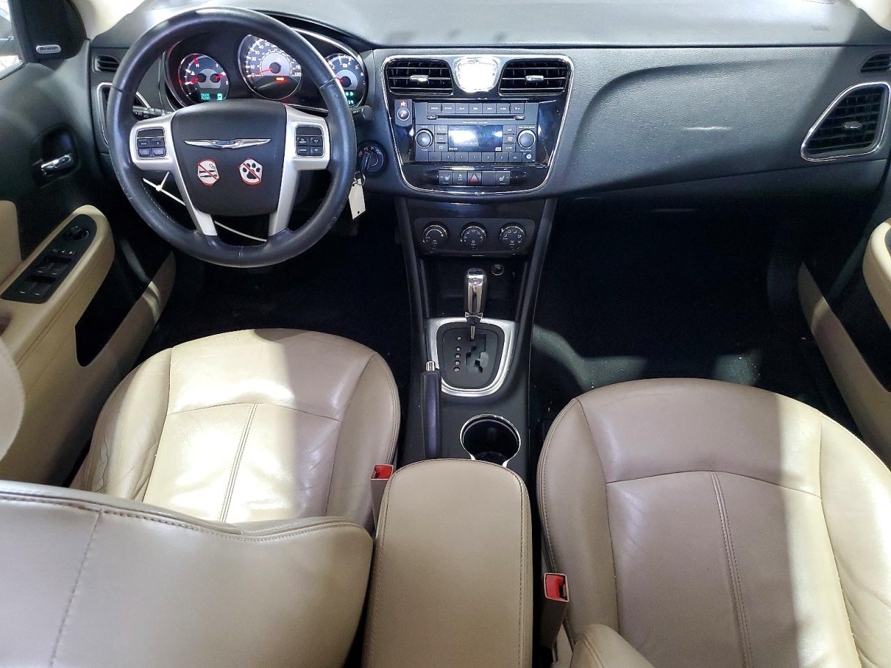 2014 CHRYSLER 200
