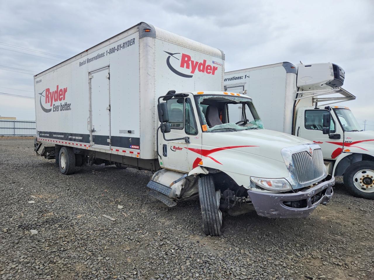 2018 INTERNATIONAL 4000 SERIE