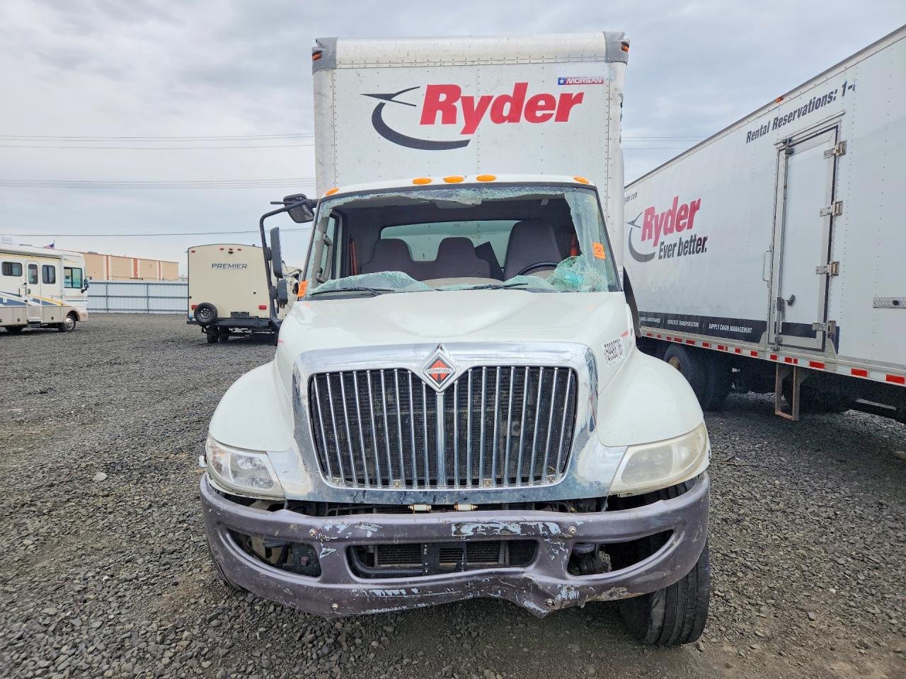 2018 INTERNATIONAL 4000 SERIE