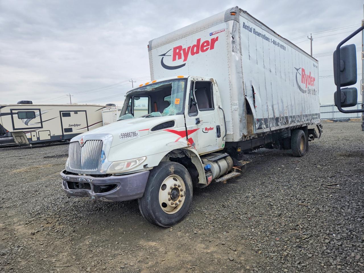 2018 INTERNATIONAL 4000 SERIE
