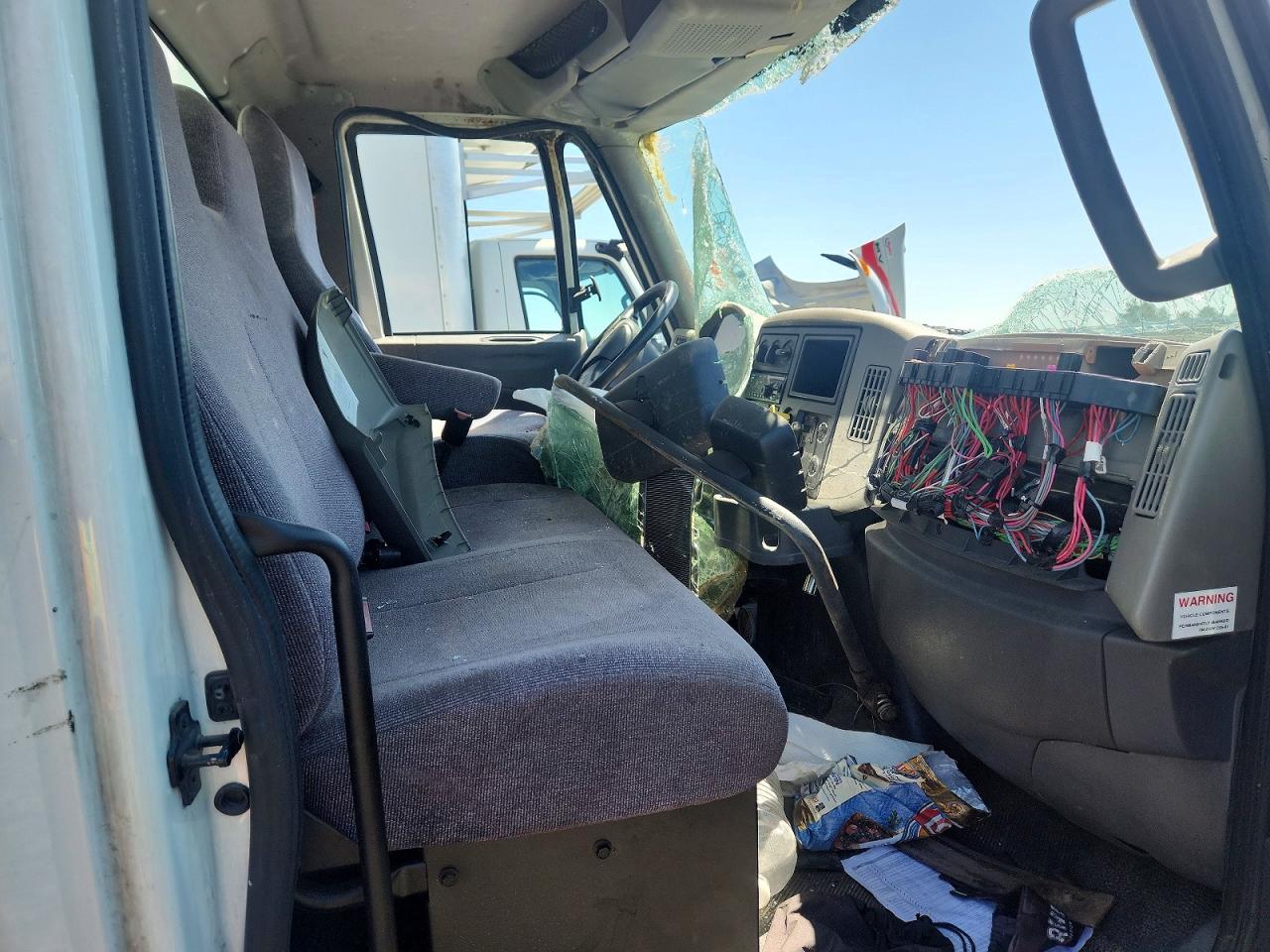 2018 INTERNATIONAL 4000 SERIE