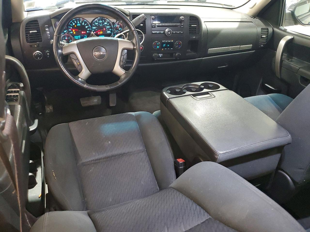 2013 GMC SIERRA