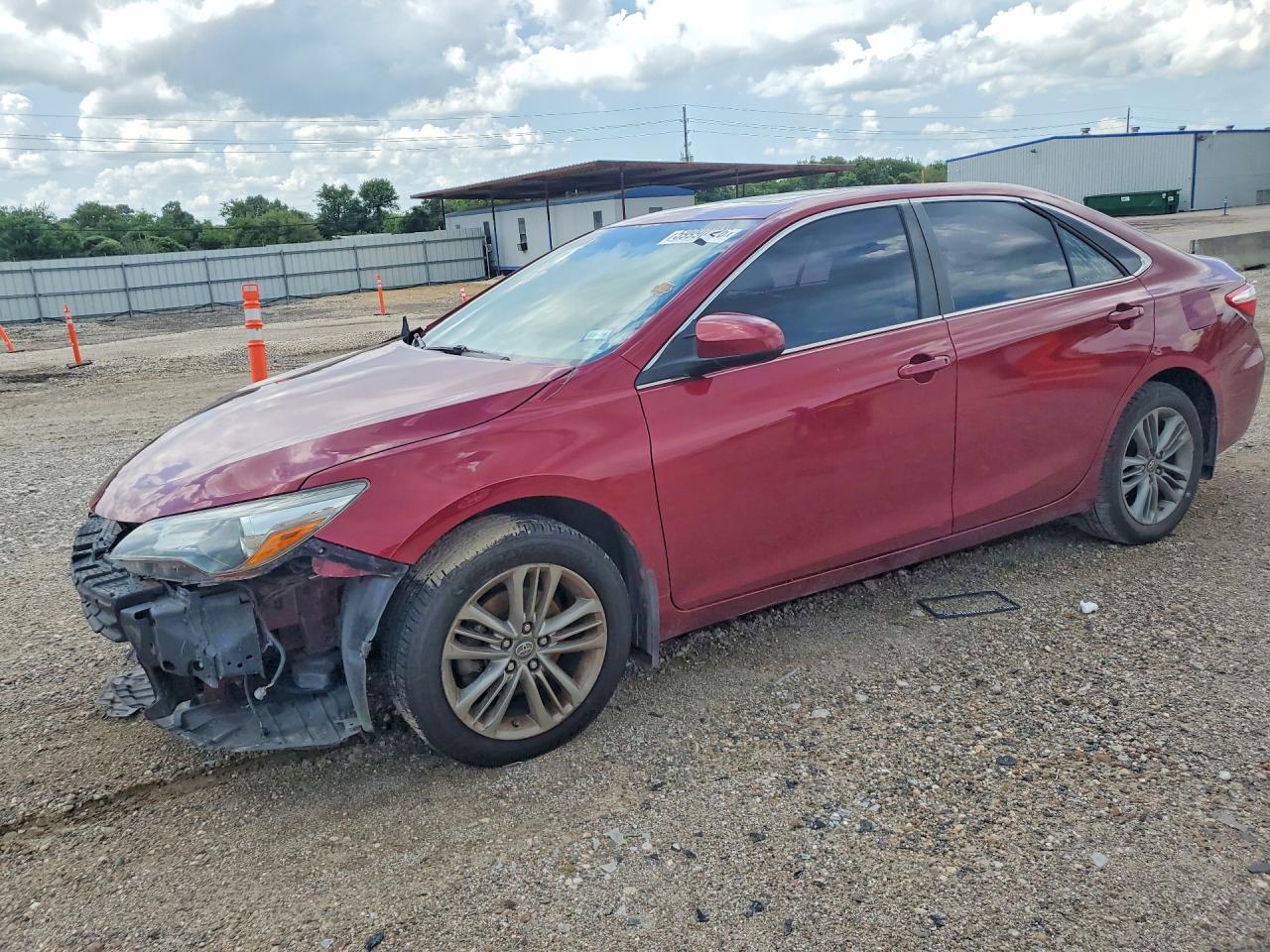 2016 TOYOTA CAMRY
