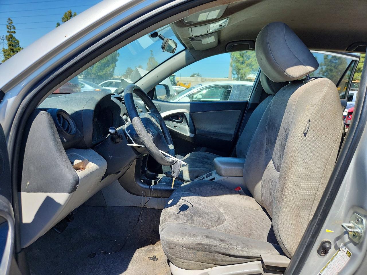 2012 TOYOTA RAV4 BASE