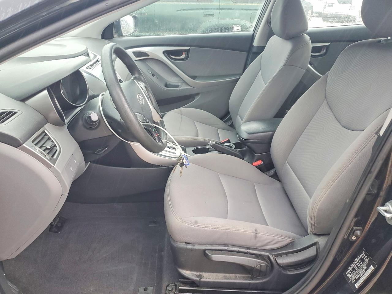 2011 HYUNDAI ELANTRA