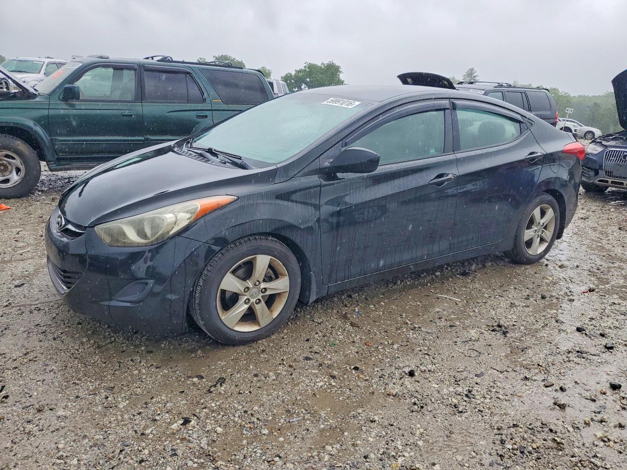 2011 HYUNDAI ELANTRA