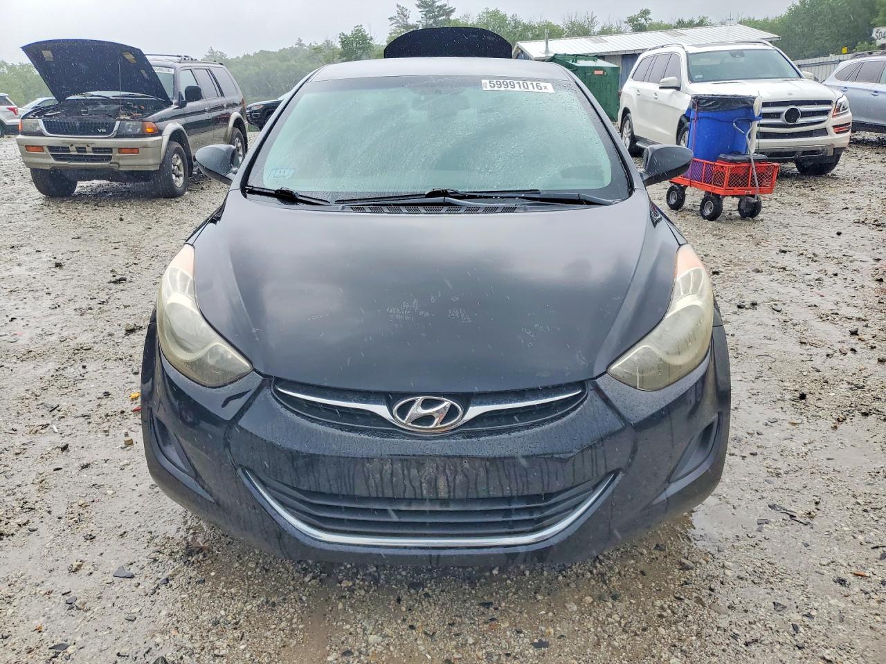 2011 HYUNDAI ELANTRA