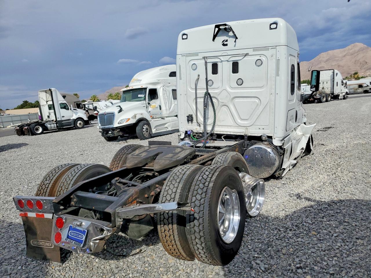 2015 FREIGHTLINER ALL OTHER