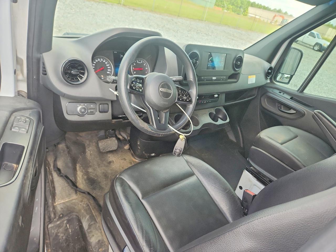 2021 FRHT - FREIGHTLINER UNKNOWN
