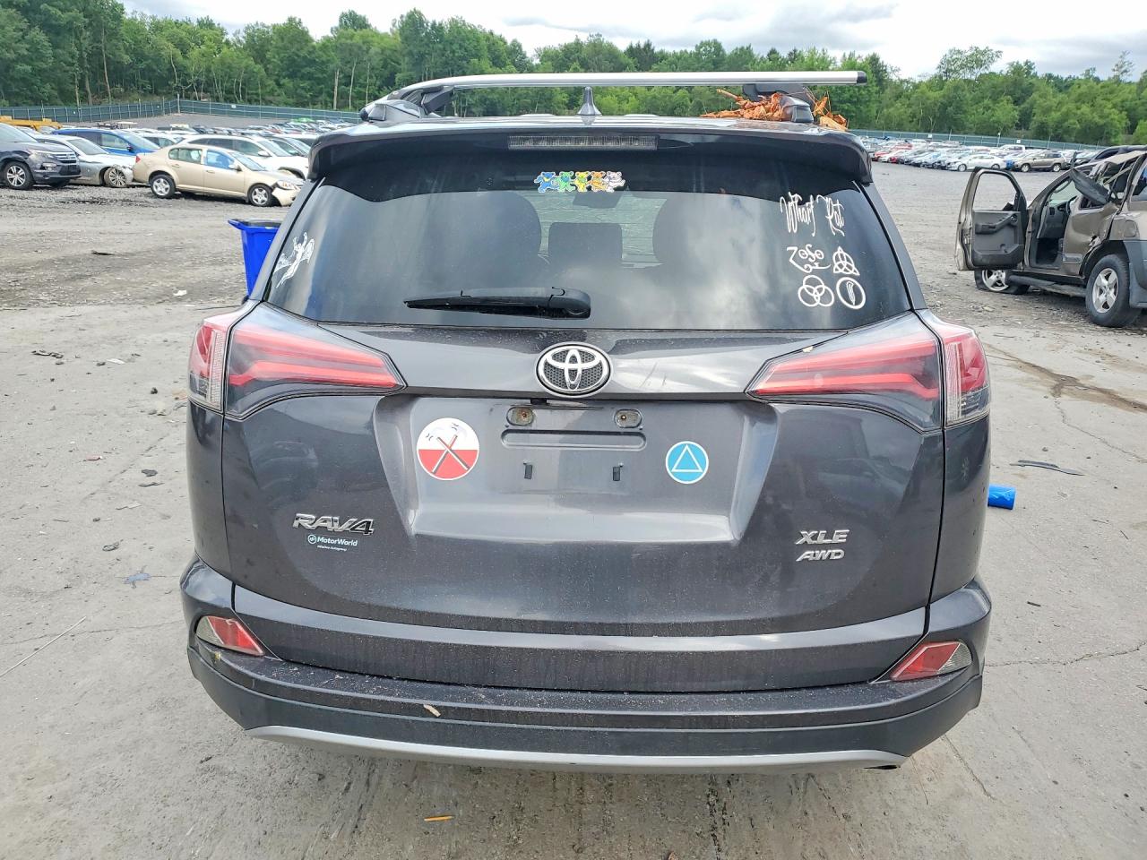 2018 TOYOTA RAV4