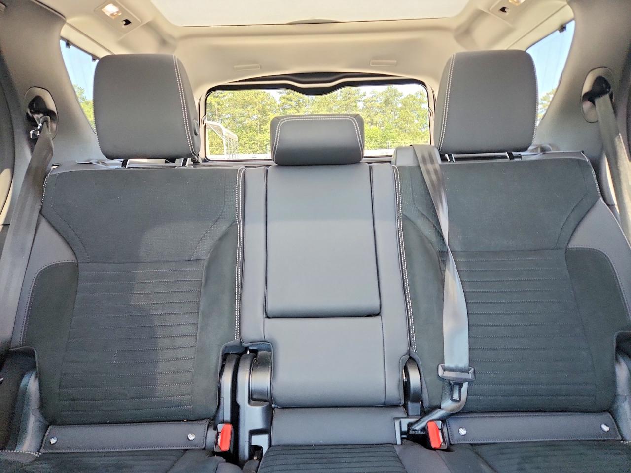2024 LAND ROVER DISCOVERY