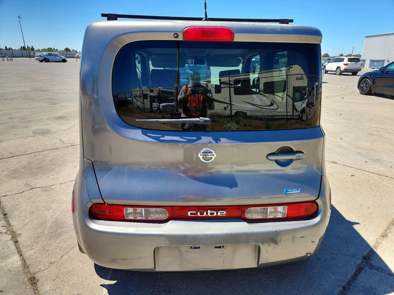 2013 NISSAN CUBE