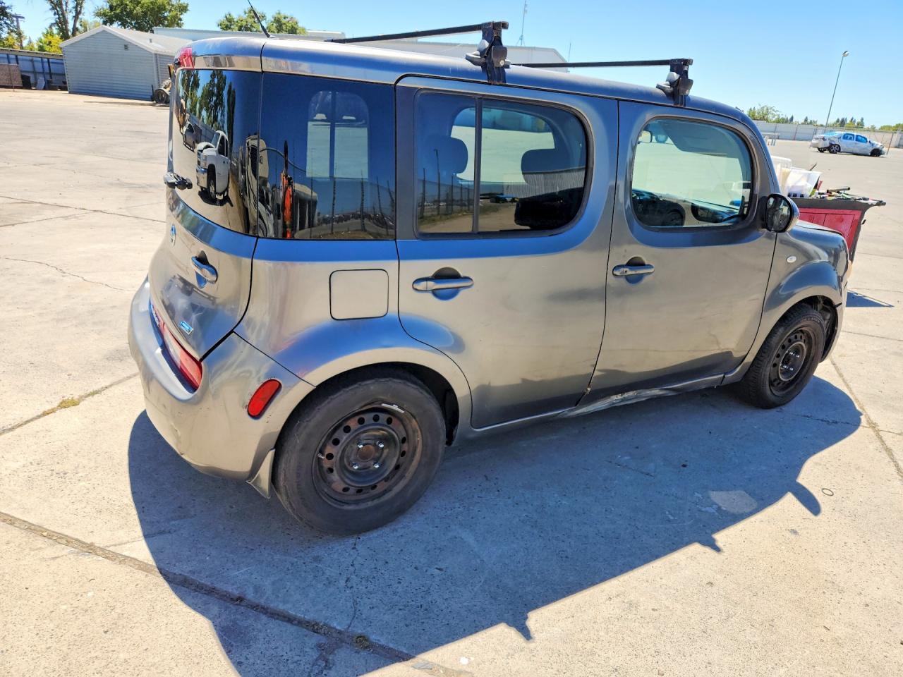 2013 NISSAN CUBE