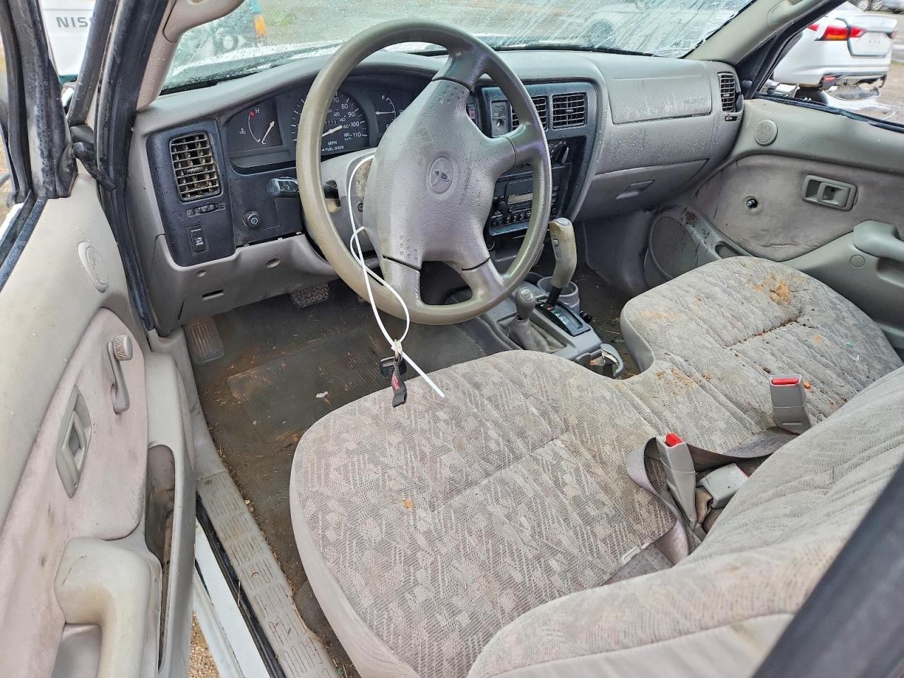 2004 TOYOTA TACOMA