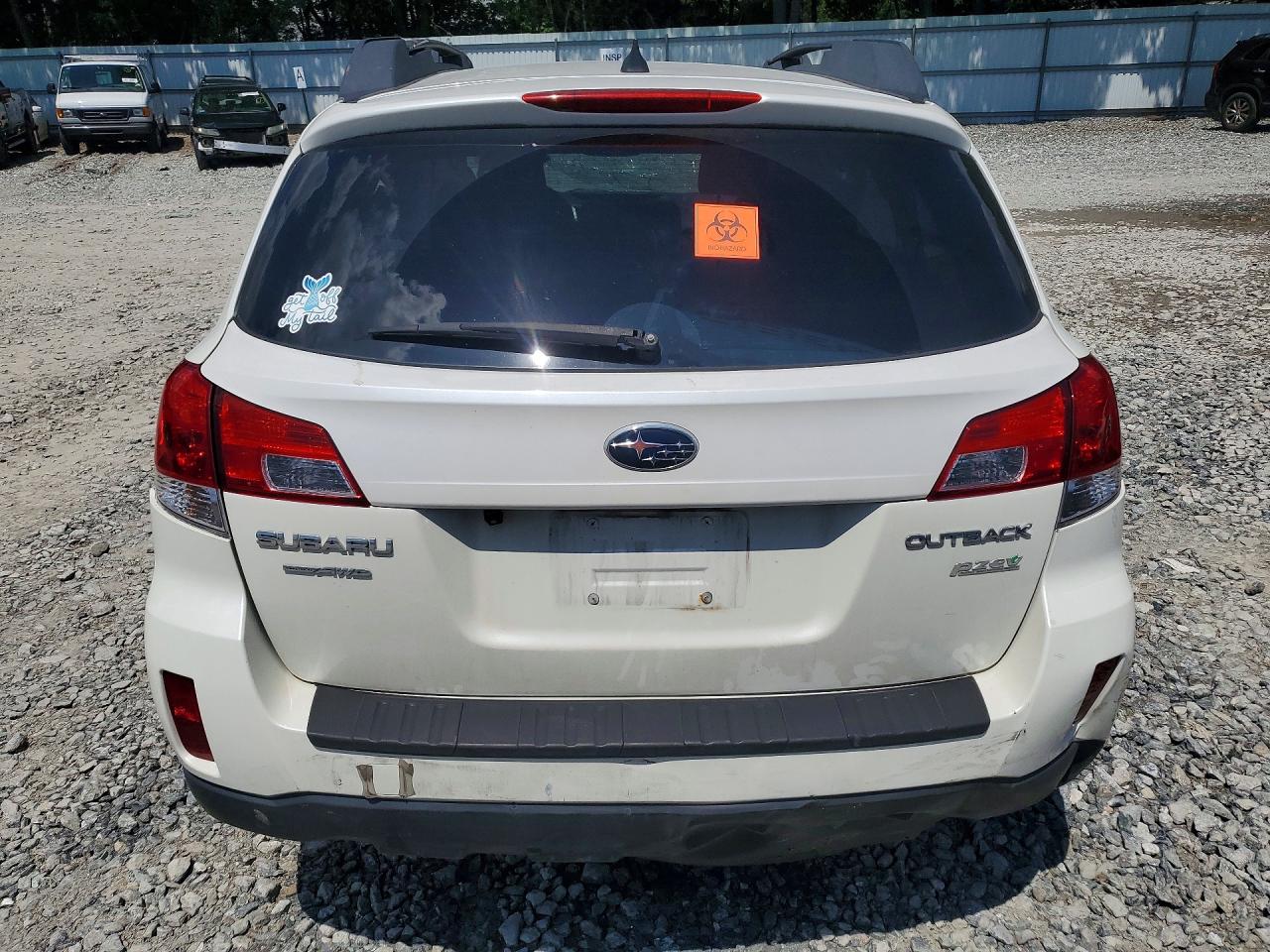 2012 SUBARU OUTBACK