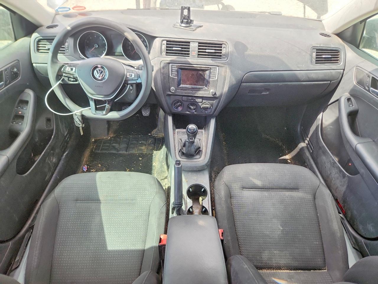 2016 VOLKSWAGEN JETTA