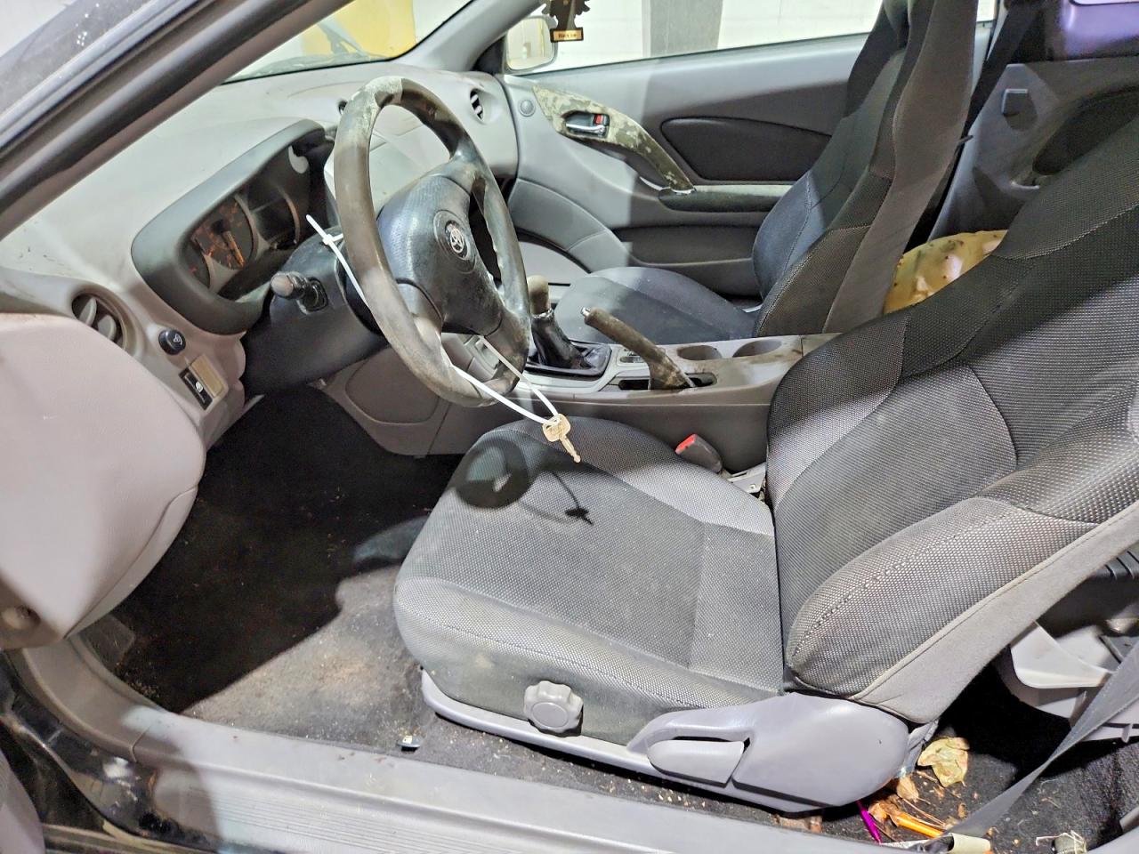 2000 TOYOTA CELICA