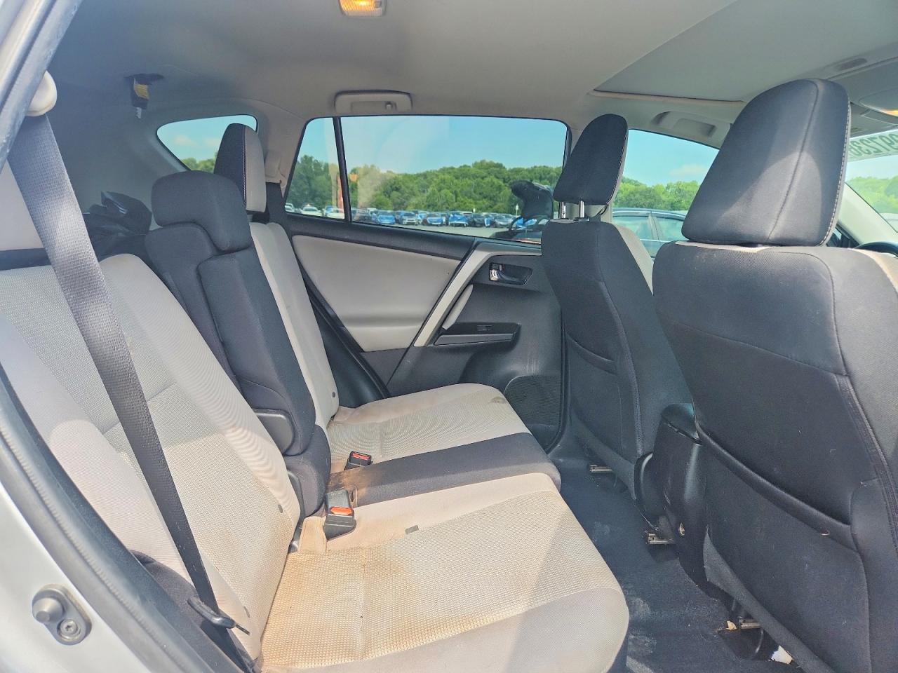 2016 TOYOTA RAV4
