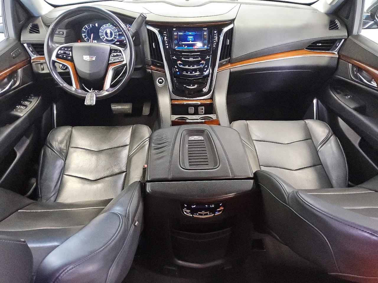 2018 CADILLAC ESCALADE