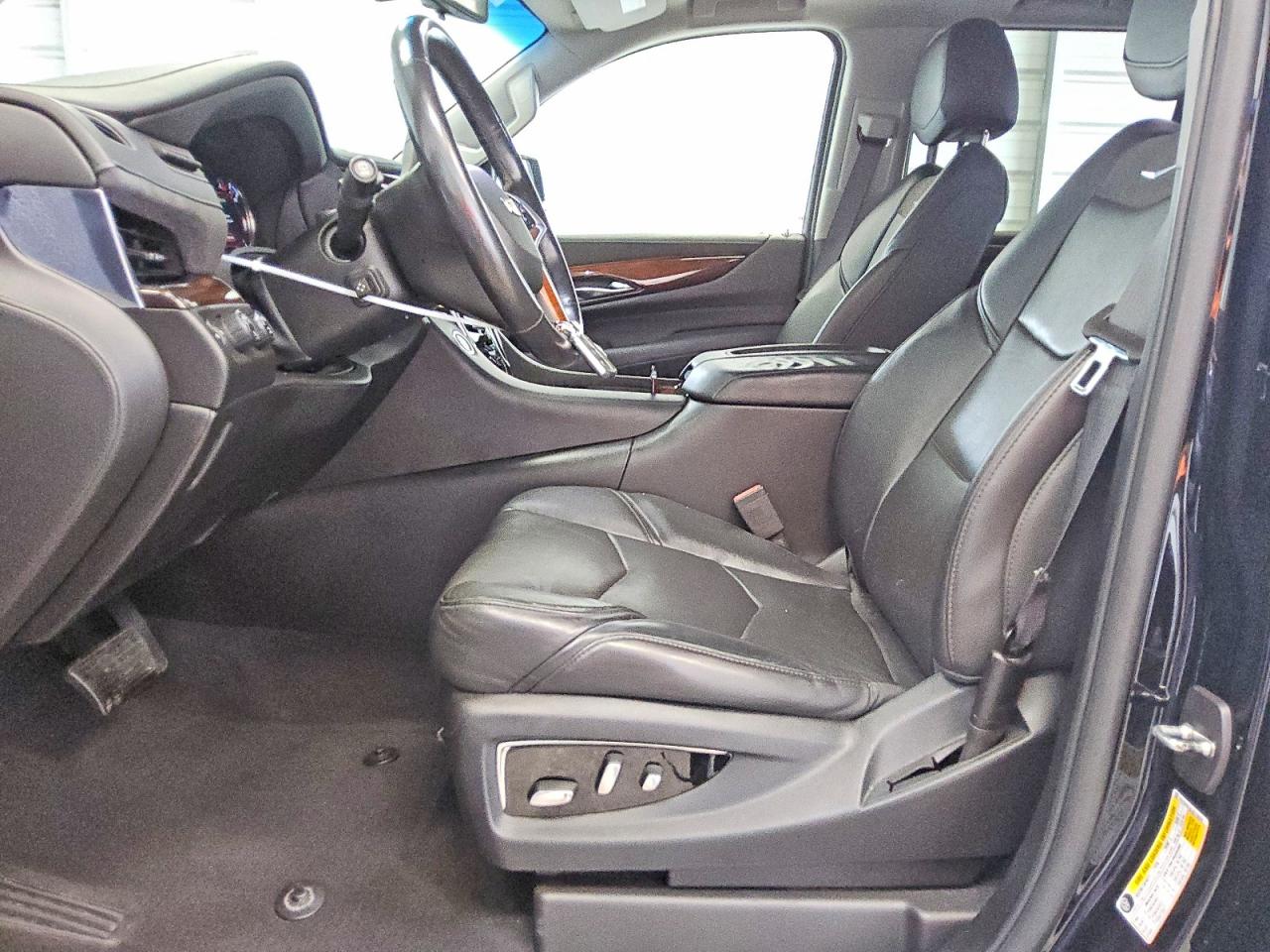 2018 CADILLAC ESCALADE