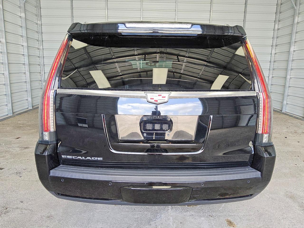 2018 CADILLAC ESCALADE