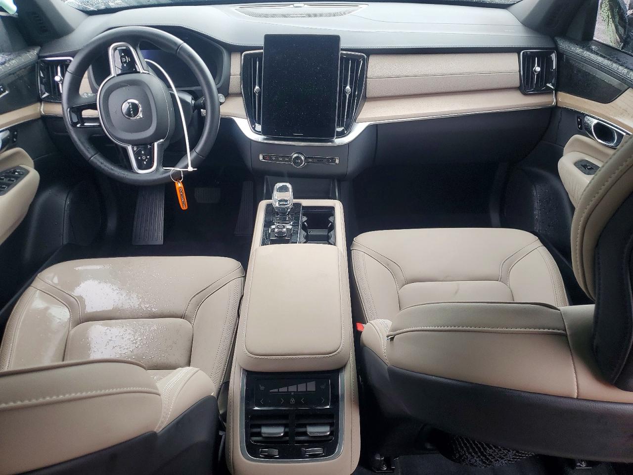 2026 VOLVO XC90