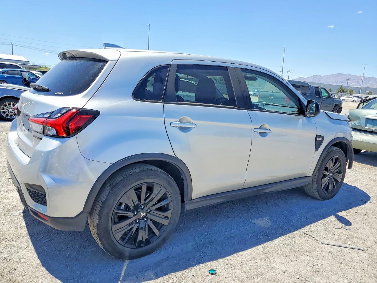 2026 MITSUBISHI OUTLANDER