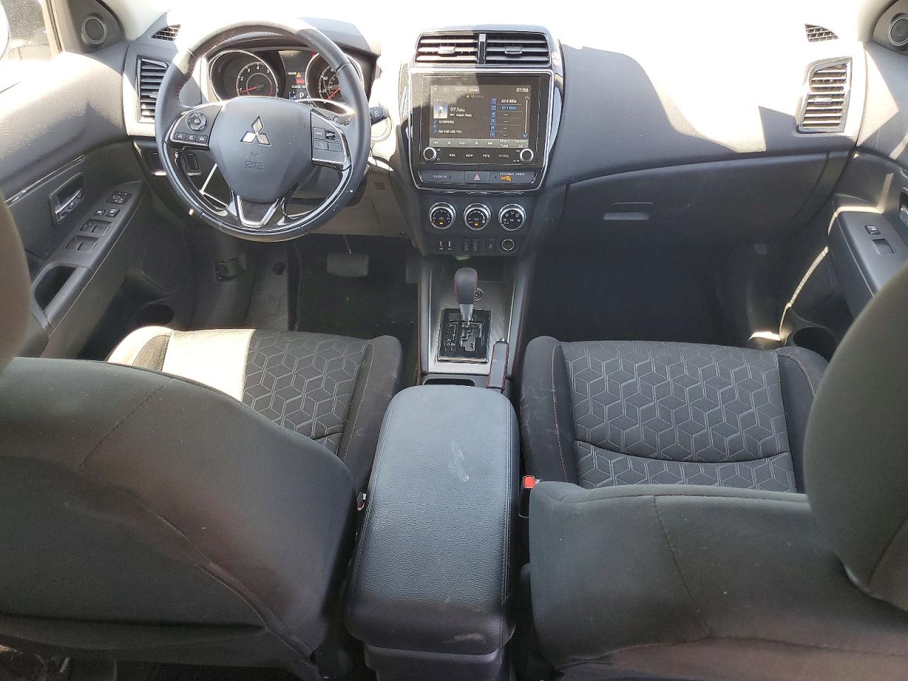 2026 MITSUBISHI OUTLANDER