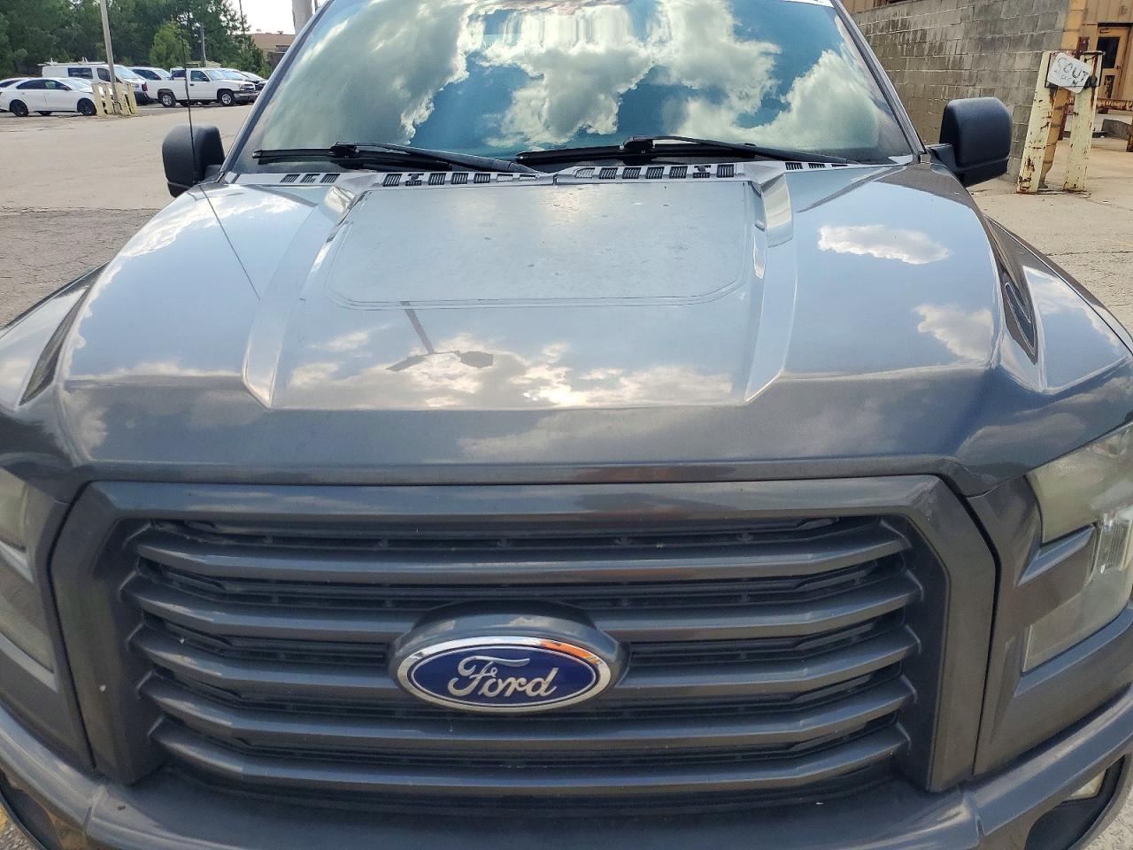 2017 FORD F150