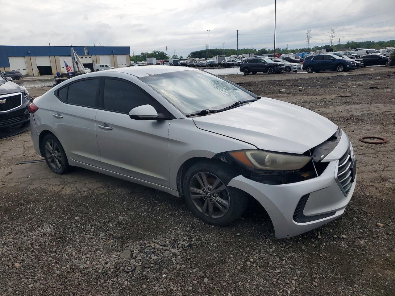 2018 HYUNDAI ELANTRA